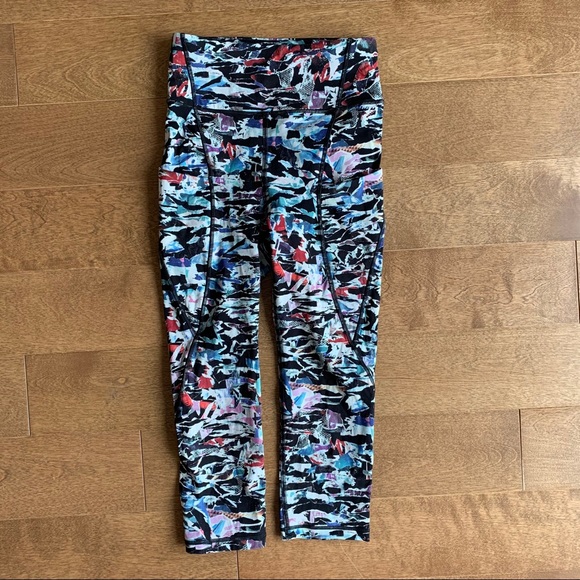 *SOLD* LULULEMON Break free crop sz 2 leggings Nulux 17" - Picture 2 of 13